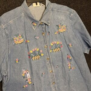 Bobbie Brooks Embroidered Garden Birdhouse Denim Button Up Shirt Women's 22-24W